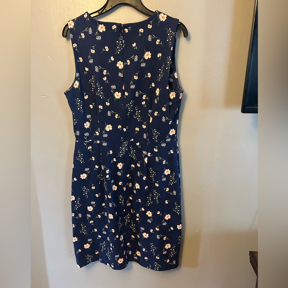 Old Navy Dress - Blue floral sheath Dress - sleeveless, women’s L Tall - Picture 4 of 9